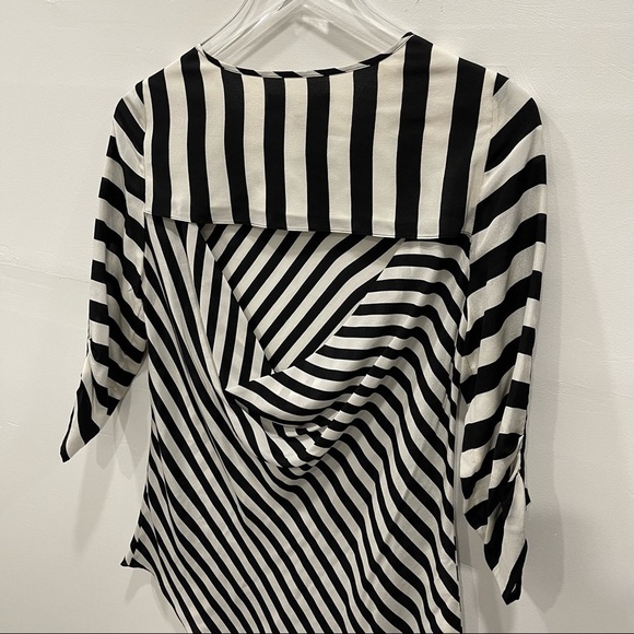 BCBGMaxAzria Asymmetric Stripe Open Back Silk Top Blouse Small - Picture 7 of 8